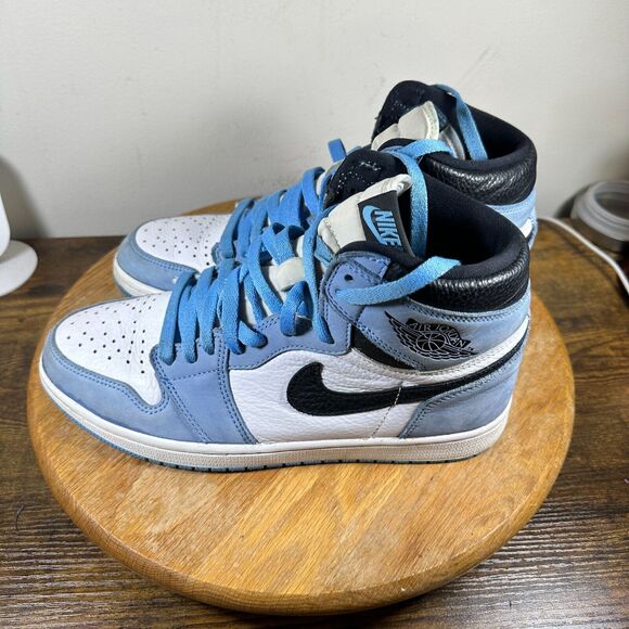 Nike Air Jordan 1 High OG UNC University Blue Mens Size 9 Shoes 555088-134 - Picture 3 of 8